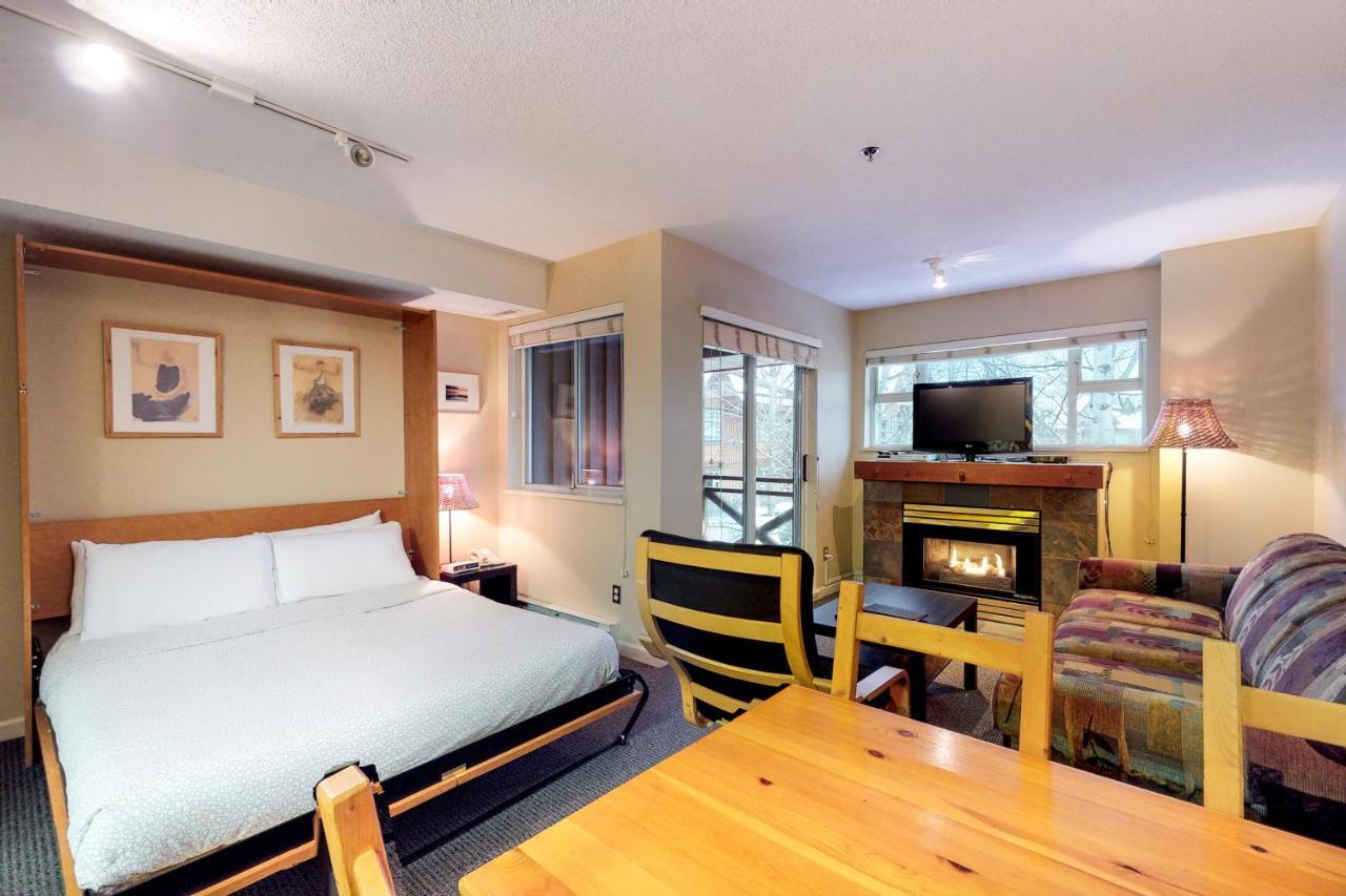 Marketplace Lodge Whistler Værelse billede